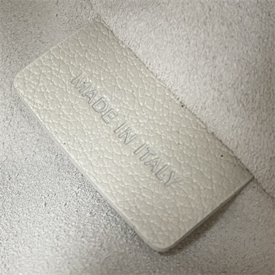 ce**e teen lulu in S*pple grained calfskin in rice color