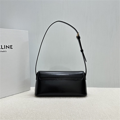 Ce**e triomphe shoulder bag in shiny calfskin black color