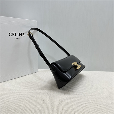 Ce**e triomphe shoulder bag in shiny calfskin black color
