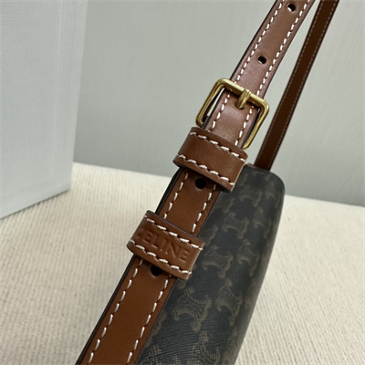 Ce**e medium lola in triomphe canvas and calfskin tan