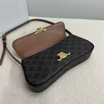 Ce**e medium lola in triomphe canvas and calfskin tan