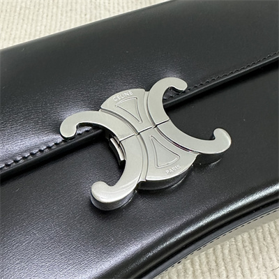 Ce**e medium lola in shinny calfskin black