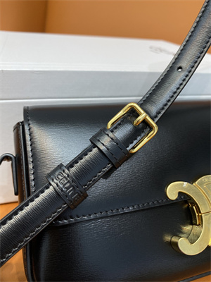 Ce**e triomphe shoulder bag in shiny calfskin black color