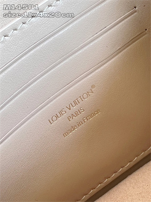 L.V Wallet On Chain LV Bloom Calfskin Leather Sand M14581