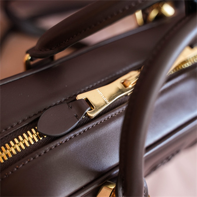 M*um*u arcadie leather top handle bag briarwood color