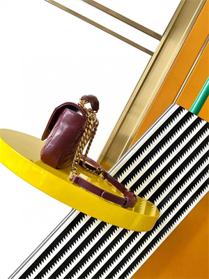 Y.S.L COLLEGE Mini Chain BAG IN Shiny Crackled Gold Tone Metal Deep Hot Wine