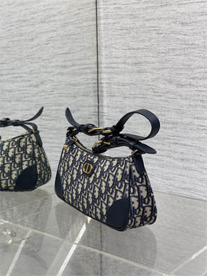 cd 30 montaigne wanderlust mini bag blue D*or oblique jacquard and smooth calfskin