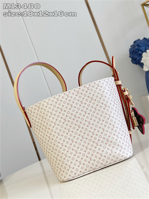 LV All In BB Fashion Leather Calfskin Dune/Sand M15130