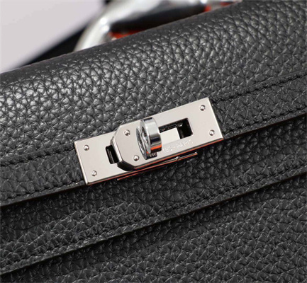 Her.mes Kelly Classic Wallet Calfskin Black Color Silver tone Metal