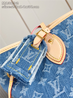 L.V  Neverful MM Monogram Blue Denim M13192