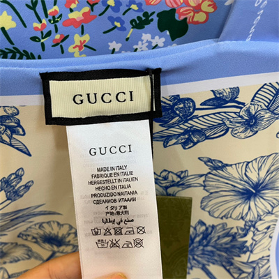 G*u*i swimsuits 38399