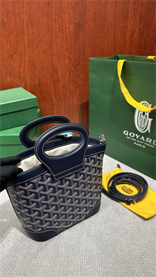 Go*ard beluga mini bag Go*ardine canvas & chevroches calfskin navy blue