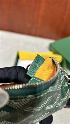 Go*ard key pouch coin purse Go*ardine canvas & chevroches calfskin green