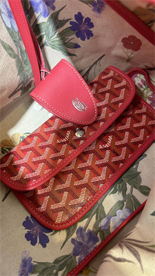 Go*ard saint l0*is pm bag in Go*ardine canvas & chevroches calfskin fuchsia