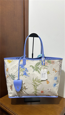 Go*ard saint l0*is pm bag in Go*ardine canvas & chevroches calfskin iris