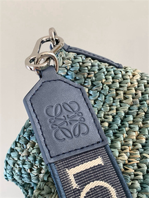 L0ew* slit mini tote bag in raffia &calfskin blue