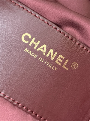 Ch*el 25 small handbag grained calfskin gold tone metal burgundy as5293