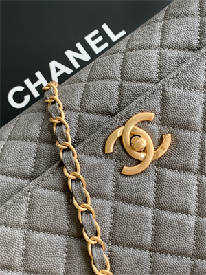 Cha.nel Large Coco Handle Bag Grained Calfskin Aged Gold Metal Grey A92991