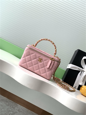 Ch*el vanity with chain grained calfskin& gold-tone metal pink ap4799