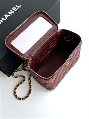 Ch*el vanity with chain grained calfskin& gold-tone metal burgundy ap4799