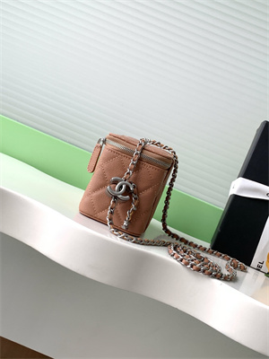 Ch*el vanity case grained calfskin& silver-tone metal brown ap3940