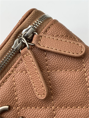 Ch*el vanity case grained calfskin& silver-tone metal brown ap3940