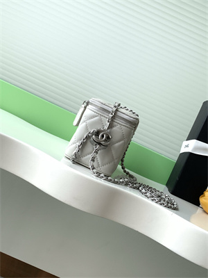 Ch*el vanity case lambskin & silver-tone metal grey ap3940