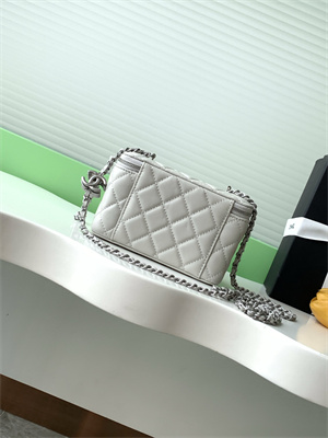 Ch*el vanity case lambskin & silver-tone metal grey ap3940