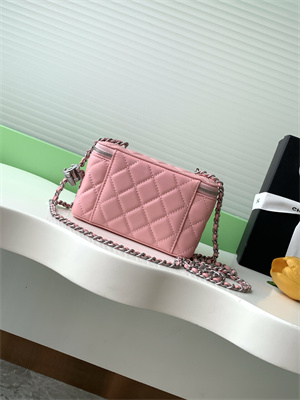 Ch*el vanity case lambskin & silver-tone metal pink ap3940