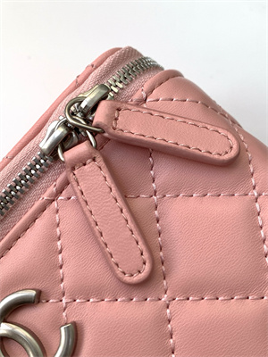 Ch*el vanity case lambskin & silver-tone metal pink ap3940