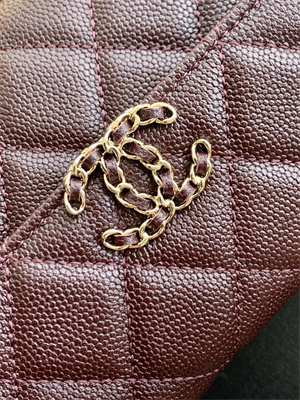 Cha.nel Clutch With Chain Top Handle Grained Calfskin Gold Tone Metal Burgundy AP3238