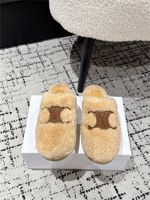 Ce**e slipper 38975