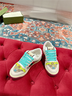 G*u*i sneakers women/men 39008