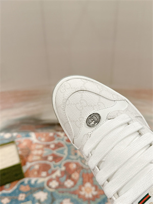 G*u*i sneakers women/men 39013