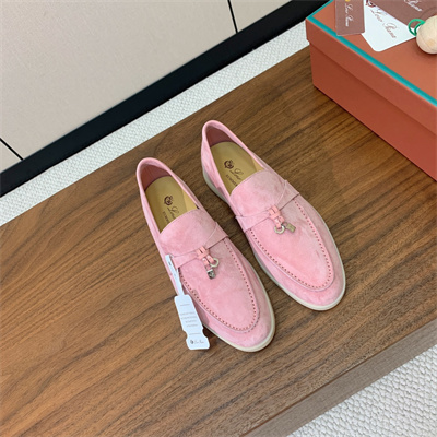 L**o p*ana loafer women/men 39019