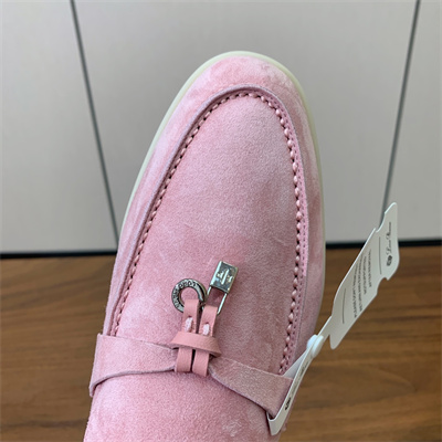 L**o p*ana loafer women/men 39019