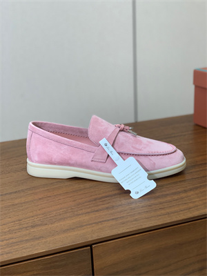 L**o p*ana loafer women/men 39019