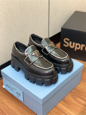 Pra*a loafer women/men 39023