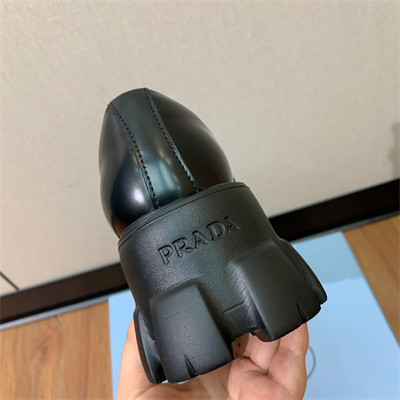 Pra*a loafer women/men 39023