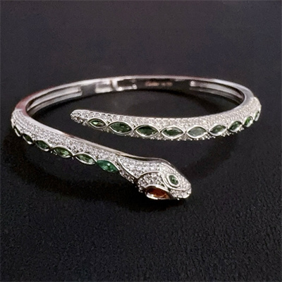 Ca*t*er bracelet 38848