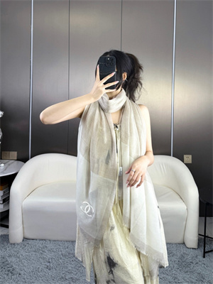 Ch*el cashmere scarf 38928