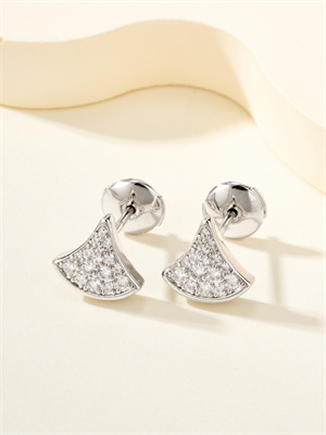 Diva’s Dream Earrings 38976