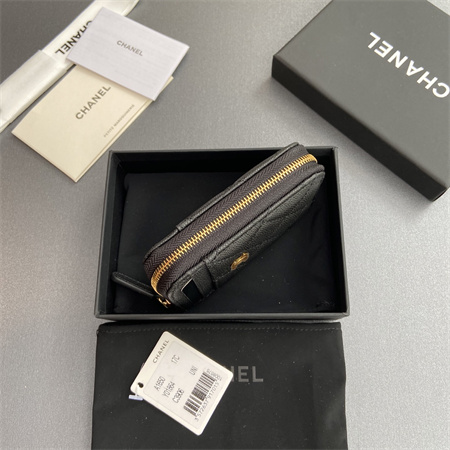 Ch*el classic card holder lambskin/grained calfskin ap1650