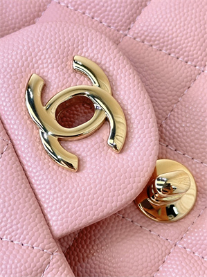 Ch*el medium classic flap bag grained calfskin gold tone metal pink 01112 top