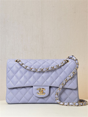 Ch*el medium classic flap bag grained calfskin gold tone metal lt purple 01112 top