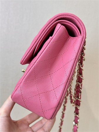 Ch*el medium classic flap bag grained cafskin gold tone metal fuchsia 01112 top