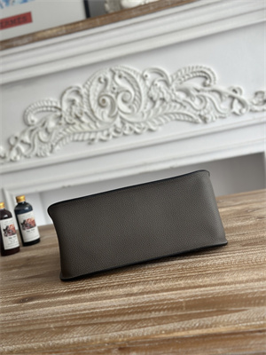 H**mes jypsiere togo leather silver tone metal etain color hs