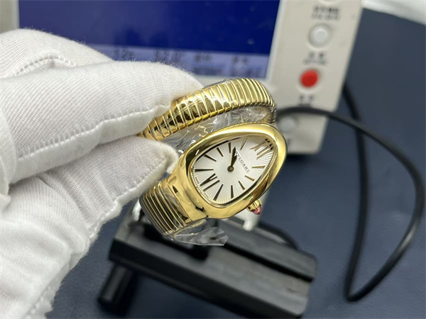 B*l*ai serpenti tubogas lady watch 38909 top