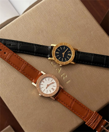 B*l*ai lady watch 38914 top