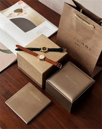 B*l*ai lady watch 38914 top